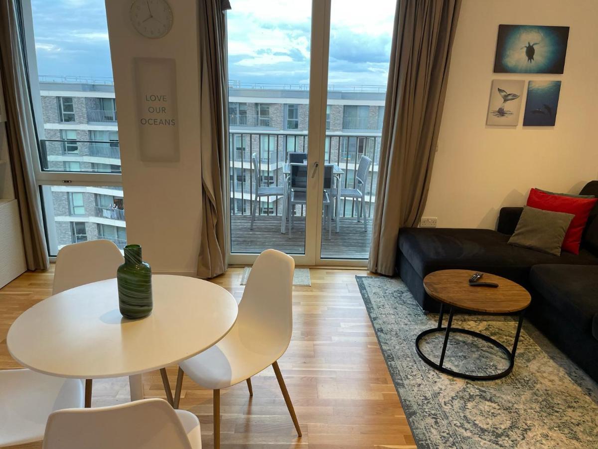 Luxury En-Suite Room Olympic Village In Shared Apartment London Exteriör bild